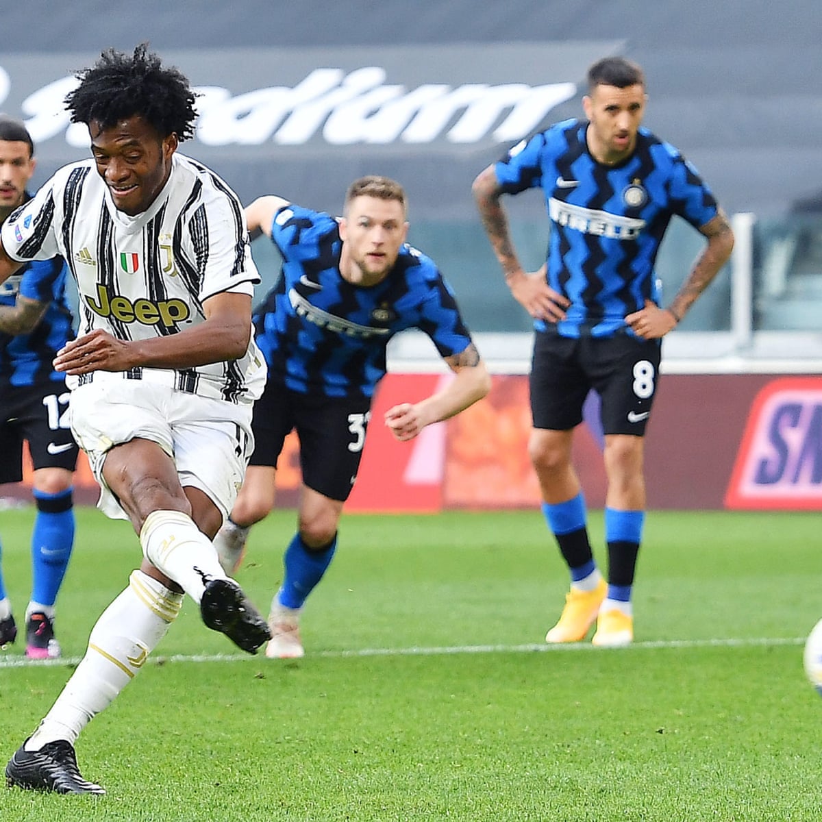 European roundup: Juventus edge past Inter to boost Champions League hopes  | European club football | The Guardian