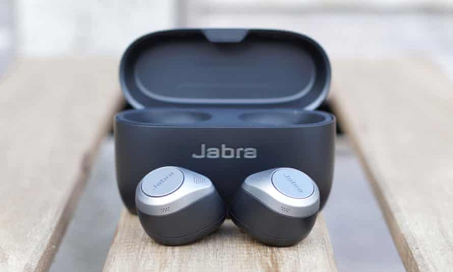 truly wireless earbuds buyers guide - jabra elite 85t