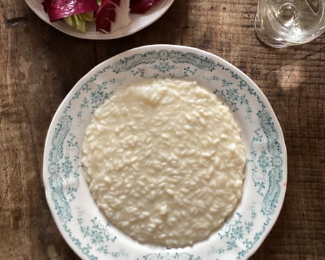 Rachel Roddy's risotto in bianco (with parmesan rind broth) 2189
