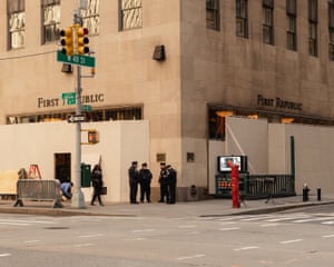 Police officers along Sixth Avenue on the day after the presidential election.