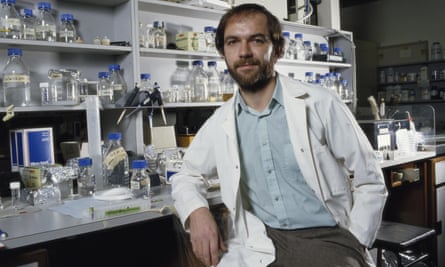 Accidental discovery ... geneticist Alec Jeffreys, pictured in 1987.