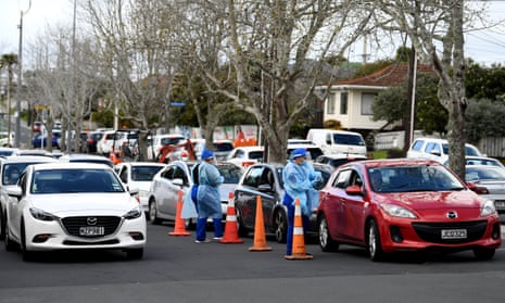 Cars queue for Covid tests