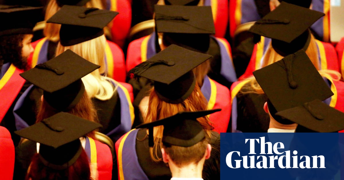 Tory immigration policies risk over-reliance on Chinese students, ex-universities minister warns | International students