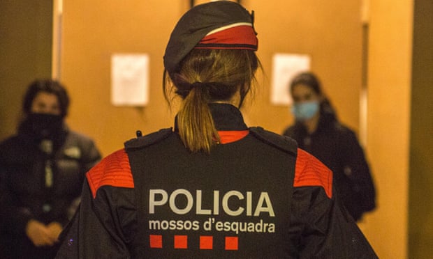 Woman police officer in Barcelona
