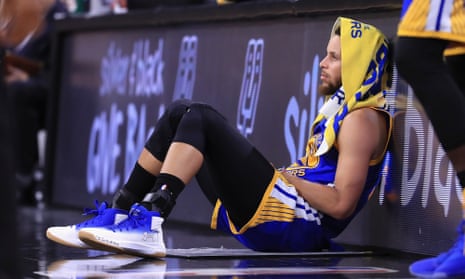 Stephen Curry takes a break during the Western Conference finals