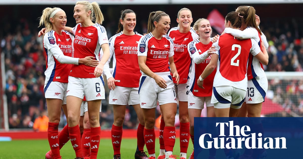 Arsenal Defeats Tottenham 5-0 in WSL Derby