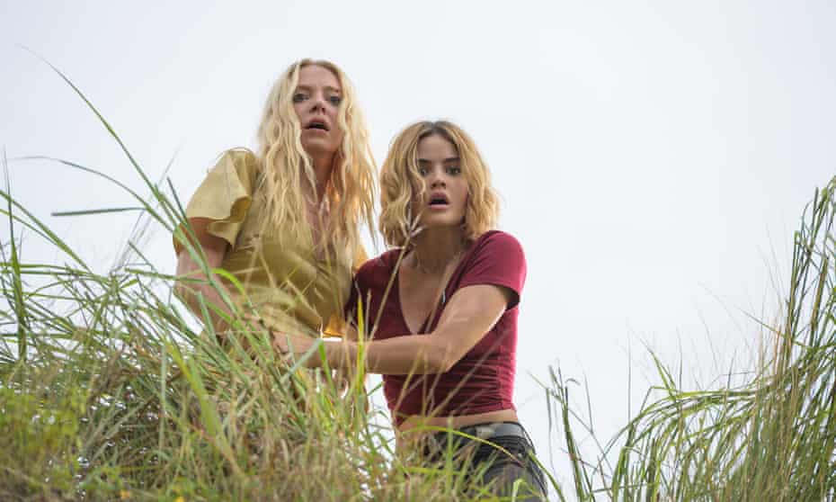 Portia Doubleday and Lucy Hale in Fantasy Island