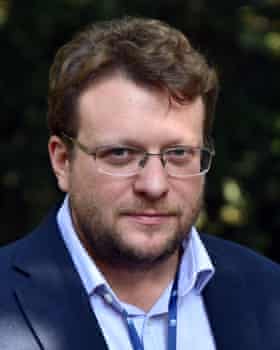 Peter Pomerantsev.
