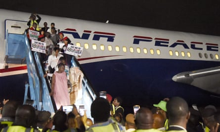 Nigerians arrive in Lagos after being send back from South Africa on 11 September.