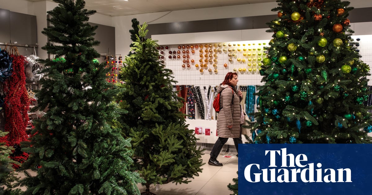A fifth of Britons start planning for Christmas in November, John Lewis says