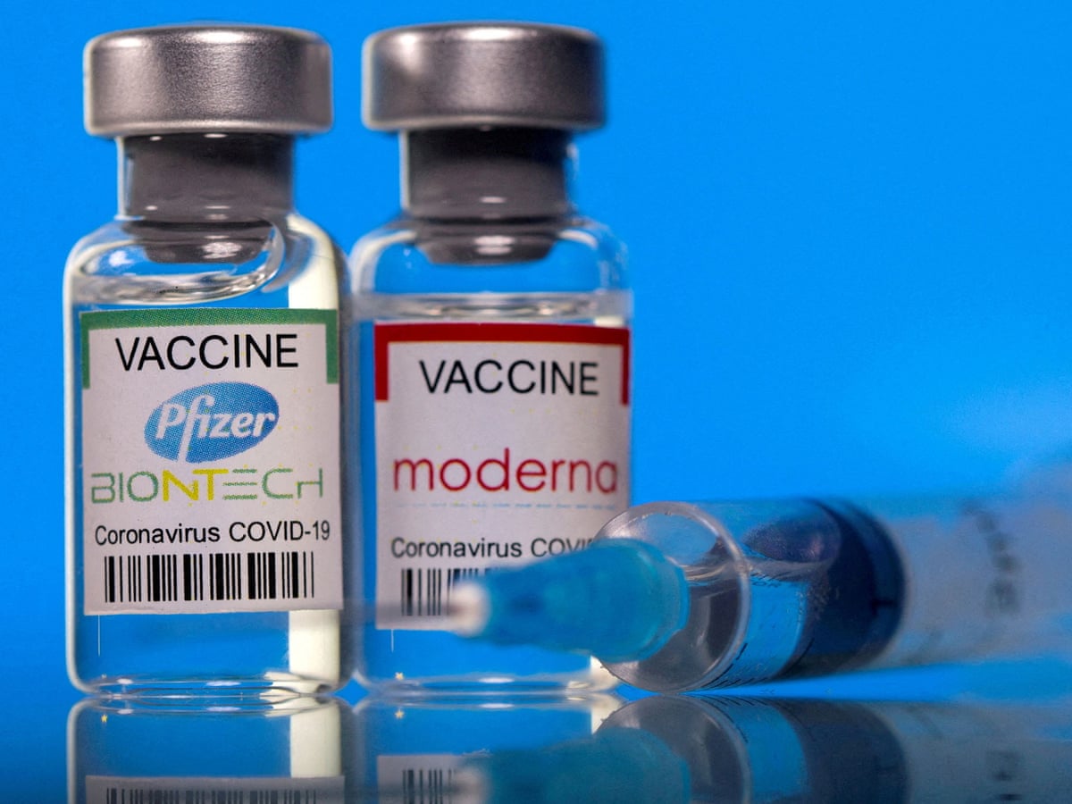 US FDA considers approving second Covid-19 booster shot – report | Coronavirus | The Guardian