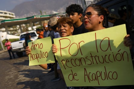 People protest about the lack of government help in Acapulco following the hurricane.