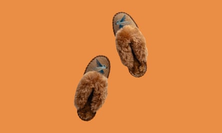 Sheepskin love bird slippers