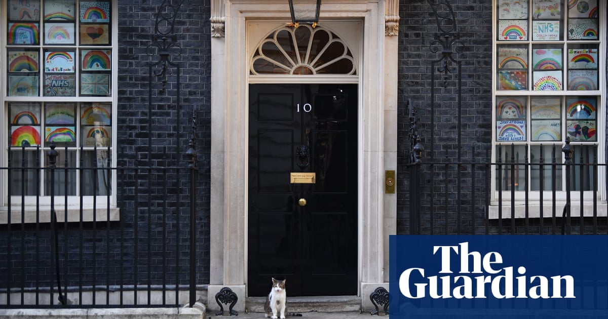 Thursday briefing: Downing Street push to send asylum seekers abroad