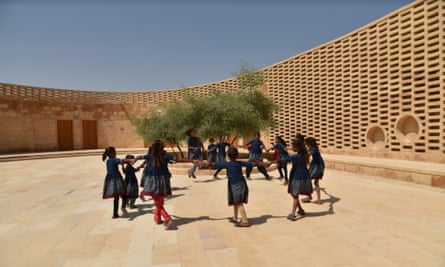 The Rani Ratnavanti Girls’ School and Womens’ Cooperative