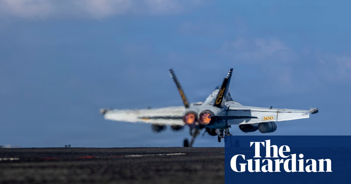 Trump tells Iran: end nuclear ambitions and stop killing protesters or face US military