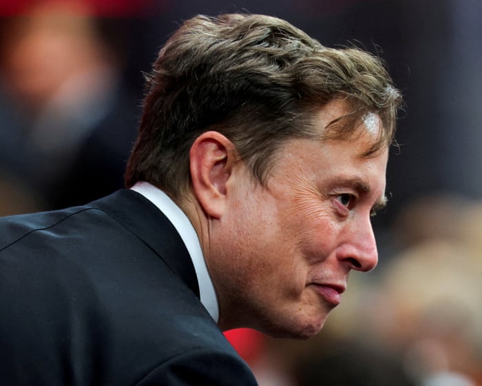 Tesla shareholders approve $1tn pay package for Elon Musk