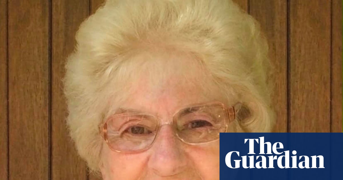 Janet Davies obituary