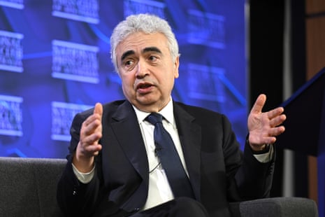 Australian politics live: fuel crisis worse than two 1970s oil shocks and Ukraine war combined, IEA chief says; ASX plunges as investors weigh Trump’s Iran ultimatum Australian politics live: fuel crisis worse than two 1970s oil shocks and Ukraine war combined, IEA chief says; ASX plunges as investors weigh Trump’s Iran ultimatum