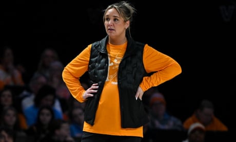 Tennessee v Vanderbilt<br>Kim Caldwell coaching for Tennessee shortly before she gave birth last month.