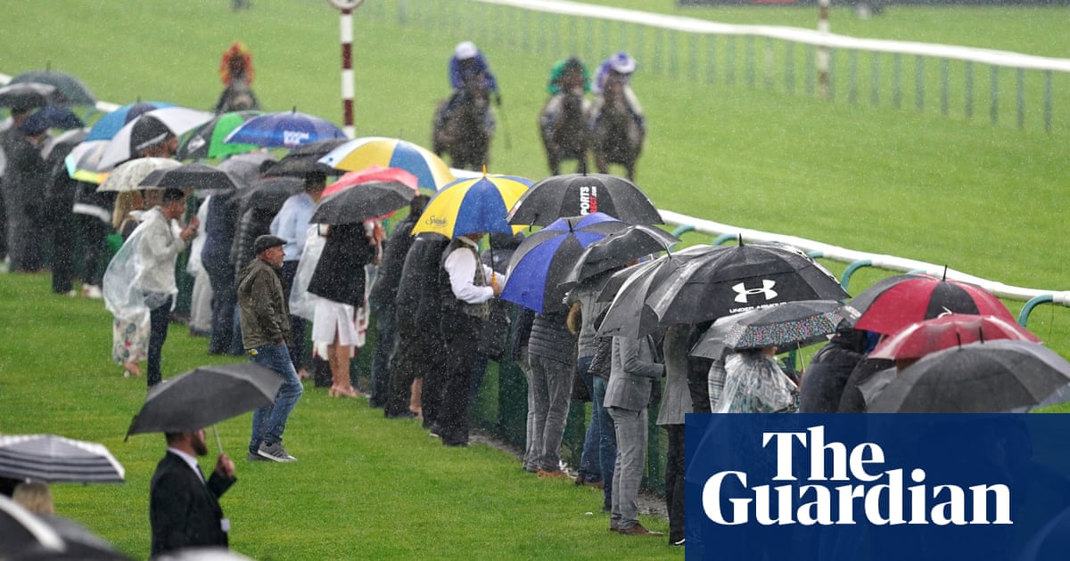 ‘Arctic blast’ threatens to disrupt UK horse racing programme until next week