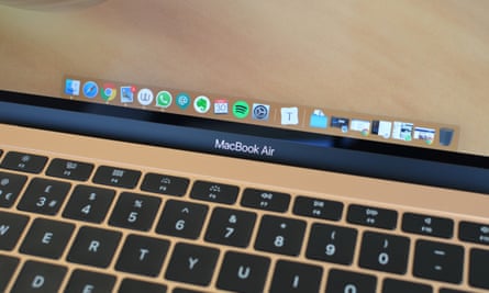 apple macbook air review