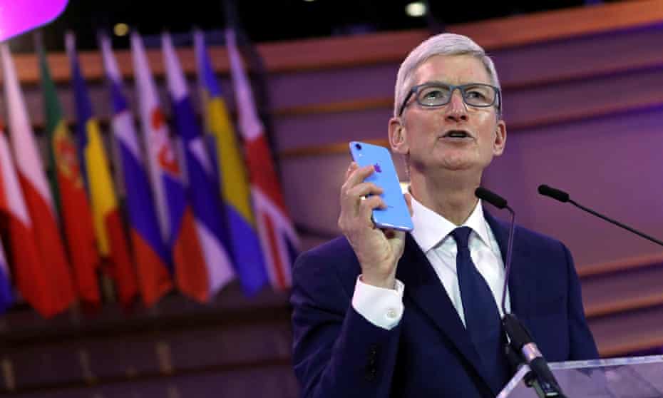 Tim Cook told an international conference of data privacy chiefs that through digital data accumulation businesses know citizens ‘better than they know themselves’.
