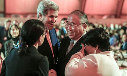 US secretary of state, John Kerry, talks with China’s special representative on climate change Xie Zhenhua
