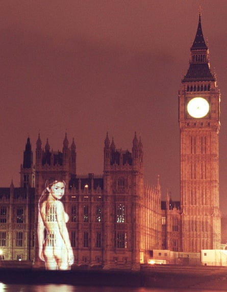 The image of a nude Gail Porter on the Houses of Parliament put projection on the map in 1999.