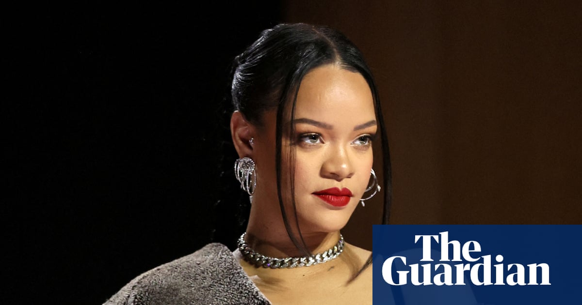 Shots fired at Rihanna’s house in Beverly Hills and woman arrested – reports