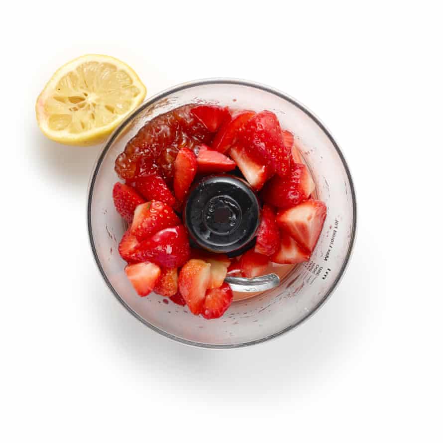 How To Make The Perfect Strawberry Milkshake Recipe Food The Guardian How To Make The Perfect Strawberry Milkshake Recipe Food The Guardian