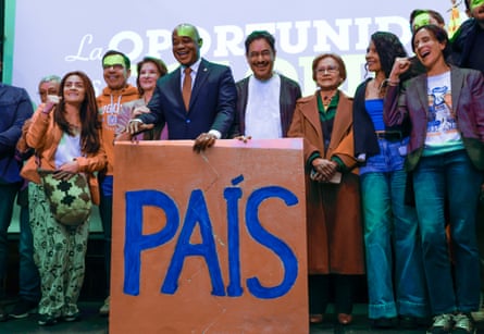 Group of Pacto Historico supporters on stage with Iván Cepeda
