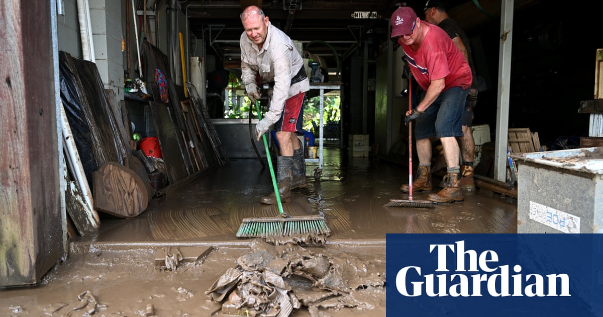 NSW flood cleanup continues as south-east Queensland again lashed by thunderstorms