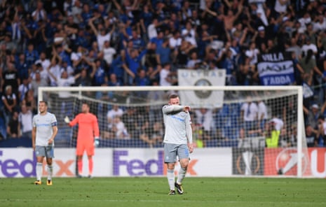 Everton’s Wayne Rooney looks dejected after Alejandro Gomez doubled Atalanta’s lead.