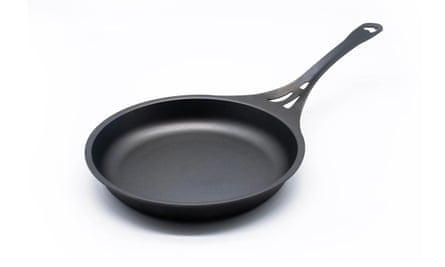 Solidteknics 26cm Iron Skillet