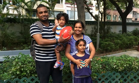 Supun Kellapatha, Nadeeka Dilrukshi and their son and daughter, Dinath and Sethumdi.
