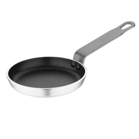 12cm Vogue Aluminium Non-Stick Teflon Blinis Pan