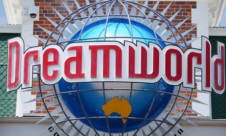 Dreamworld sign at the front entry in 2016