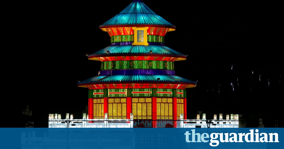 Chinese lanterns colorful year posted night red Chinese new year lanterns in London – in pictures | Life and style