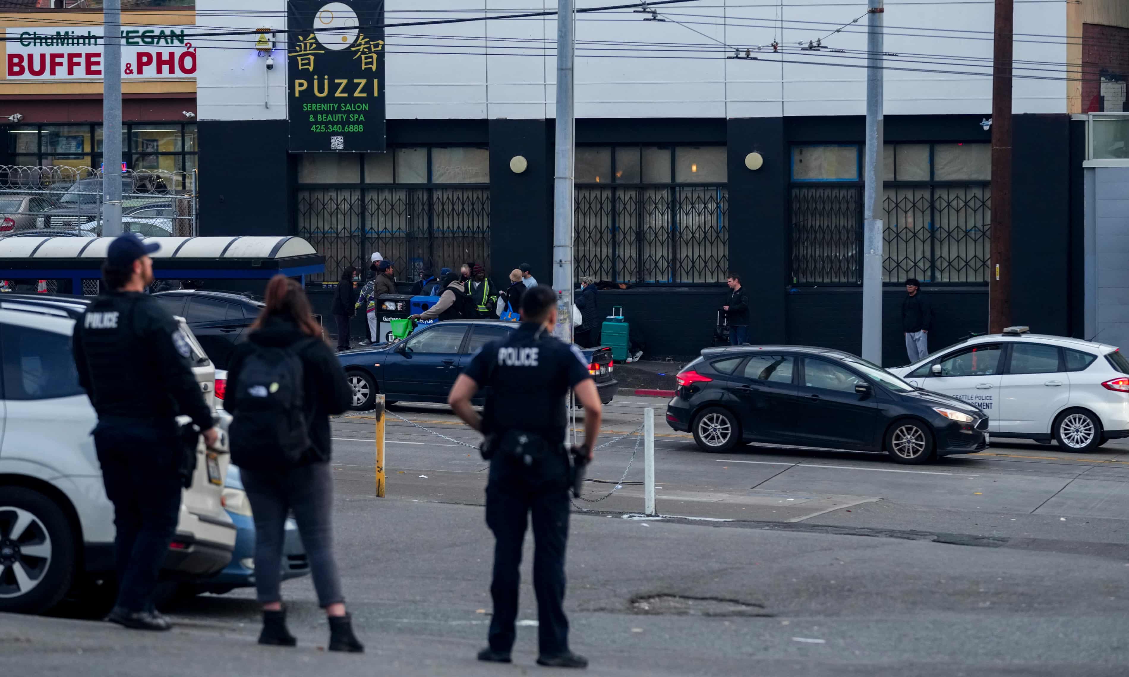 Man suspected of stabbing spree in Seattle held on $2m bail (theguardian.com)