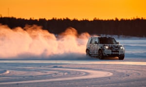A camouflage-patterned prototype of the new Land Rover Defender model has been in testing
