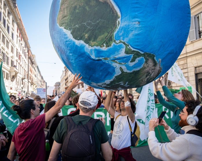 Underestimating support for climate action limits political decision making, study says