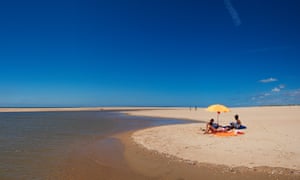 Vue de la plage d'Arrow, El Rompido, Huelva, Andalousie