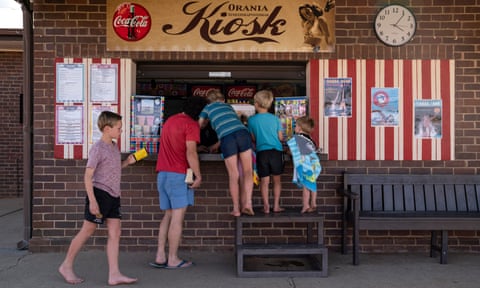 Children at the public swimming pool in Orania