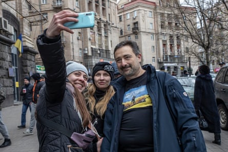Igor Smelyansky, Ukrposhta’s director general, poses for a selfie.