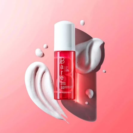 Bare By Vogue Clear Tan Water Dark, 150ml