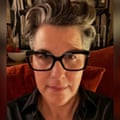 a women wearing glasses