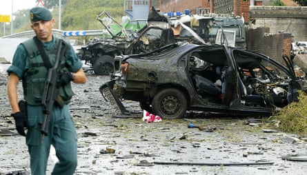 The scene of a car bomb attack on a police station in the Basque city of Durango on 24 August 2007.