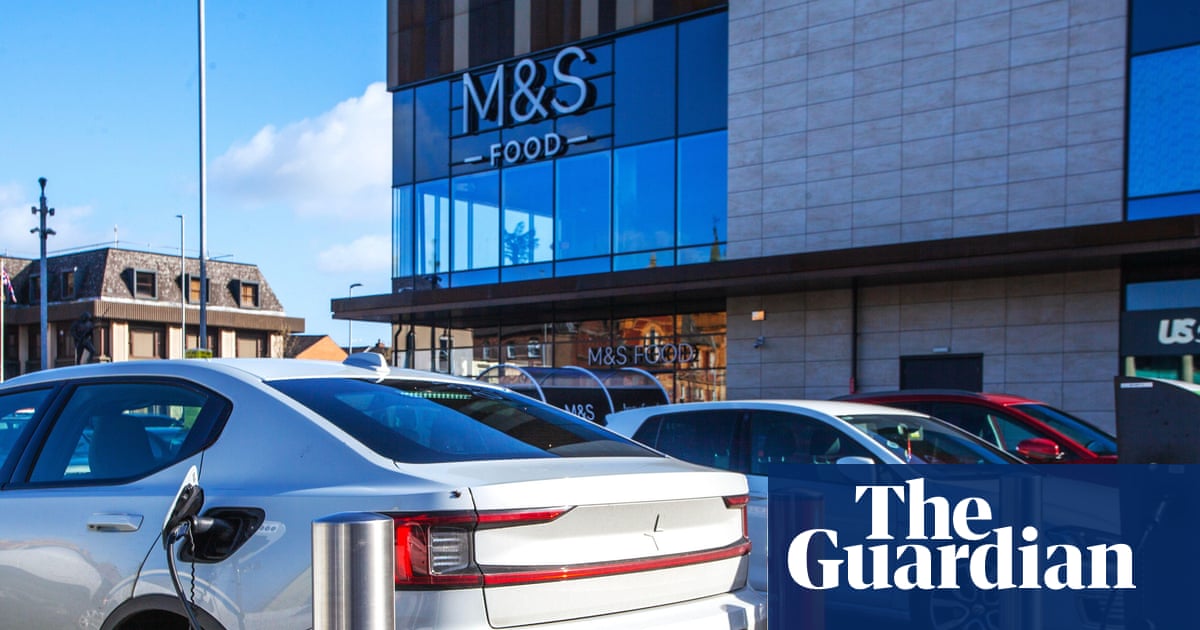 Reeves to announce 1.5bn boost in EV subsidies amid pay-per-mile concerns