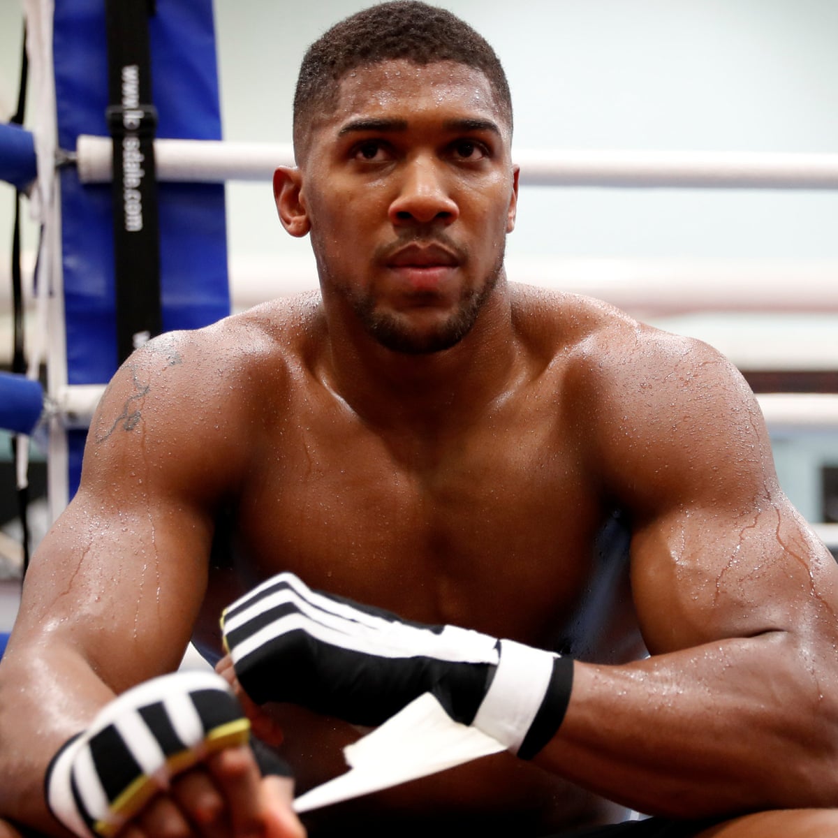 Anthony Joshua Risks Taking His Eye Off Carlos Takam With